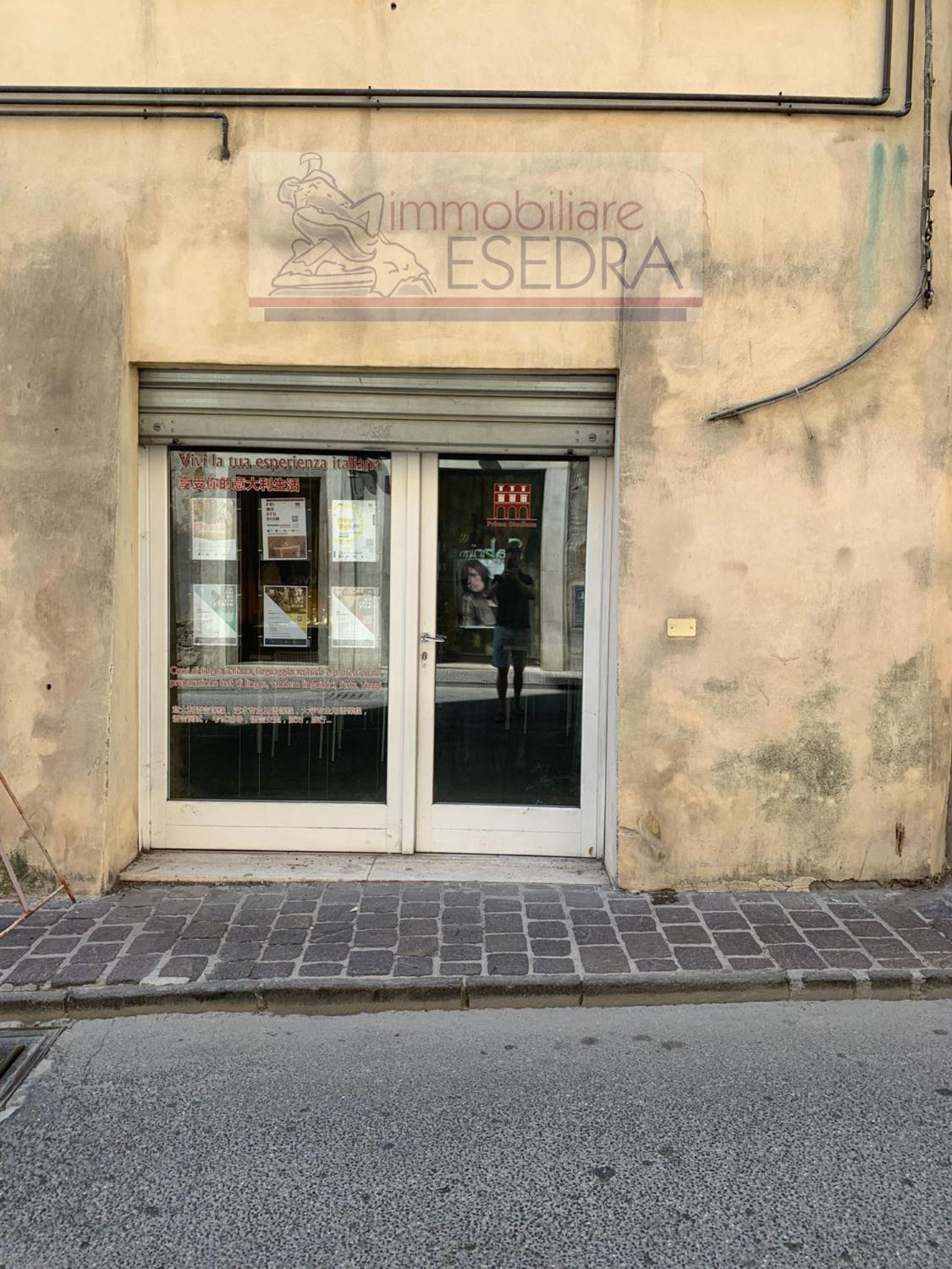 Locale Commerciale Perugia locale pinturicchio