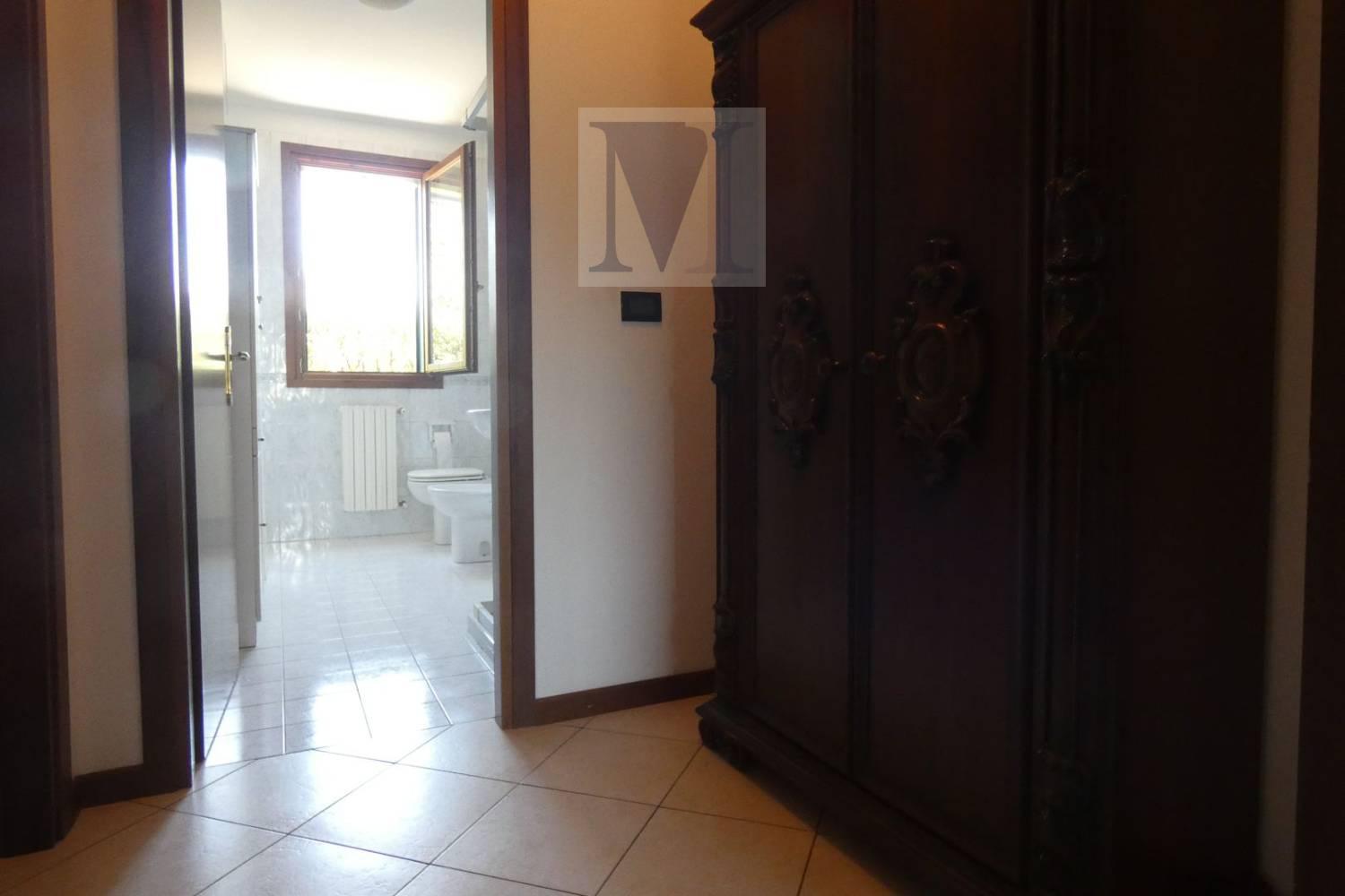 Foto 18 di 30 - Villa a schiera in vendita a Selvazzano Dentro
