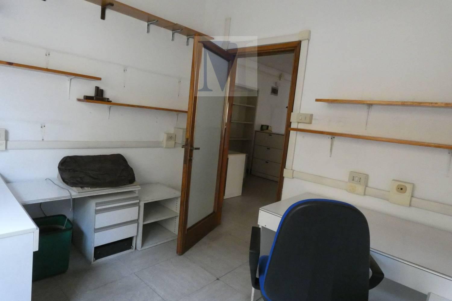 Foto 27 di 30 - Appartamento in vendita a Padova