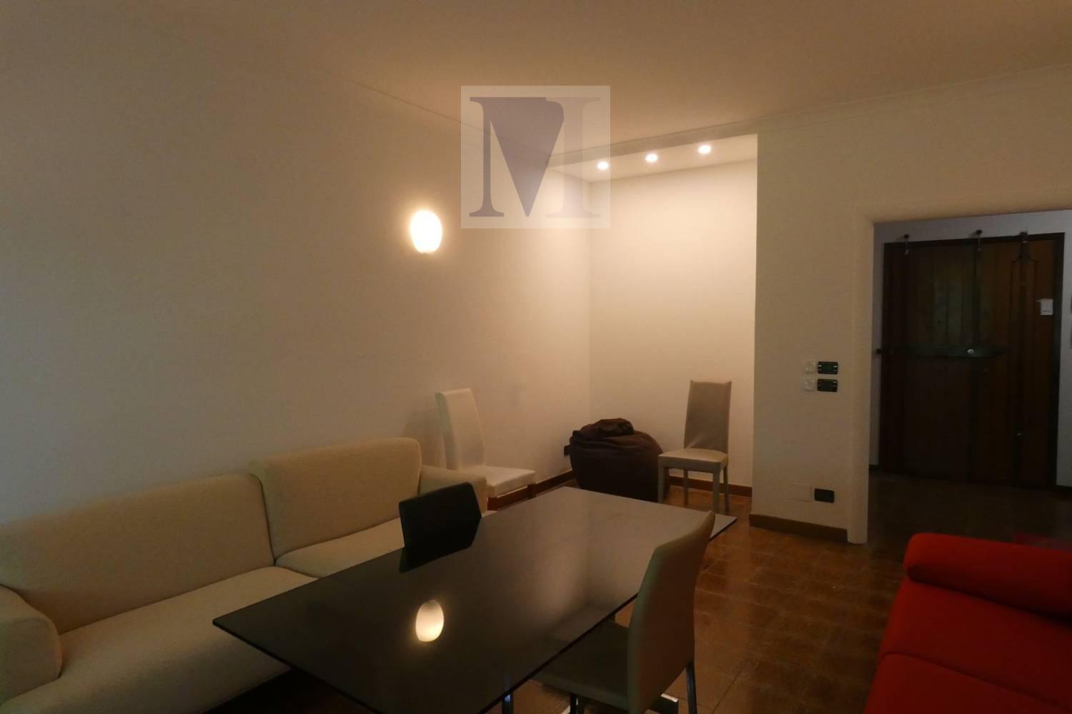 Foto 1 di 29 - Appartamento in affitto a Padova
