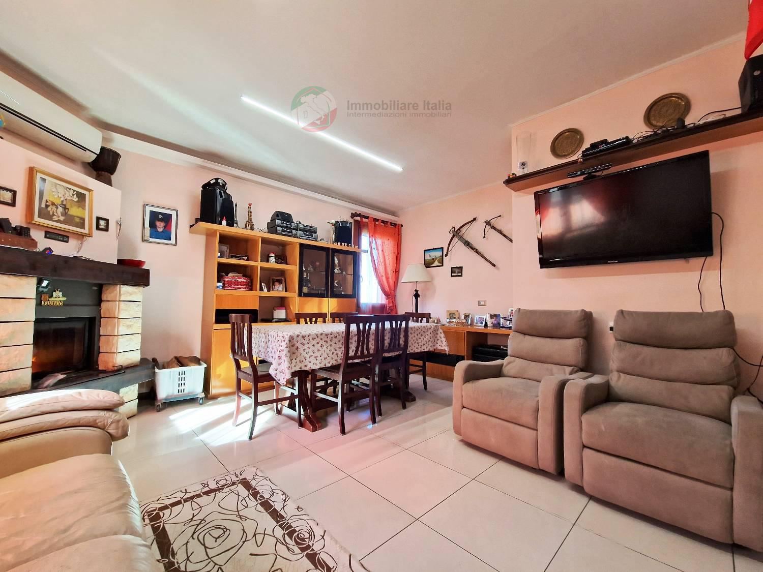 Appartamento in vendita a Saludecio (RN)