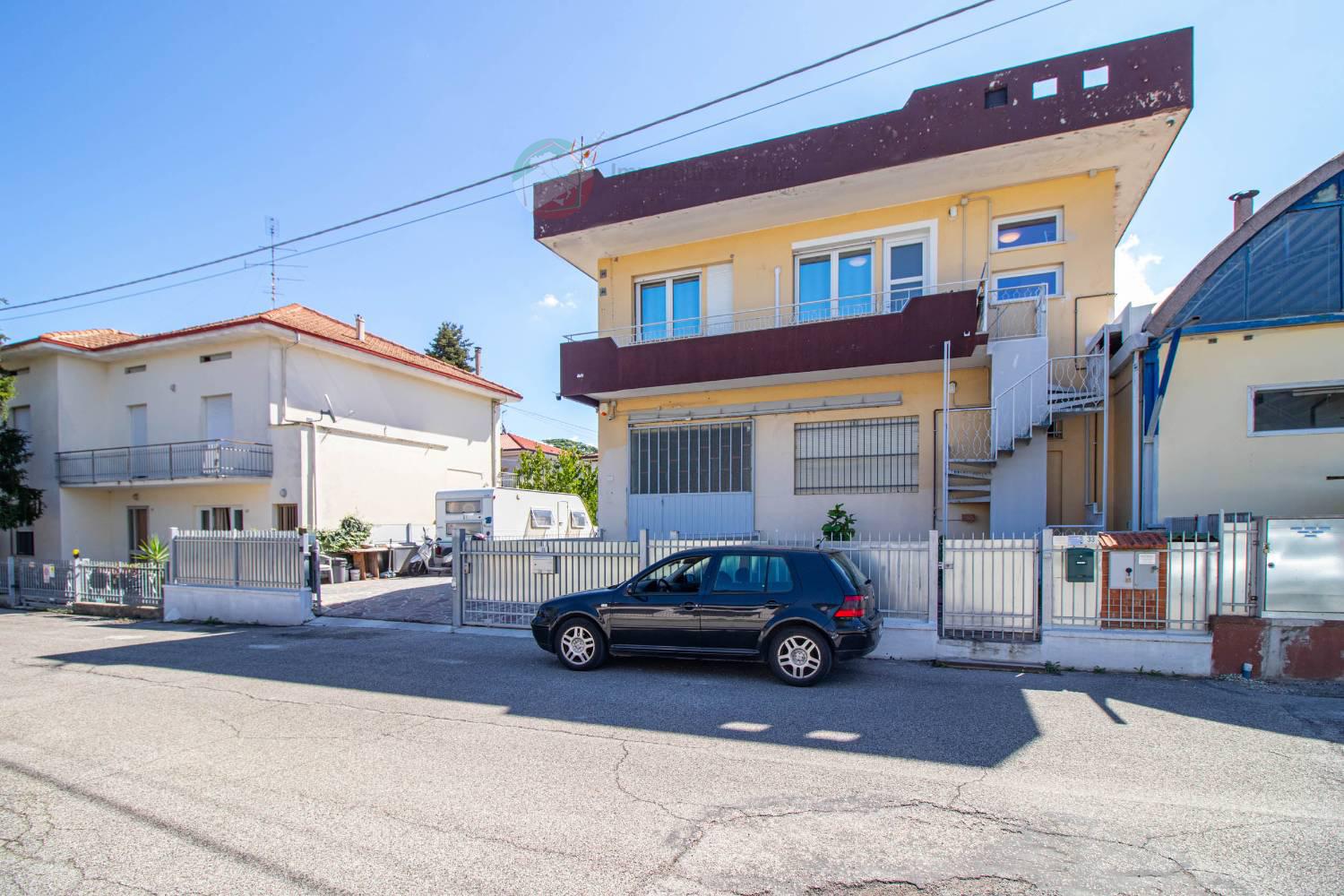 Laboratorio in vendita a Montalbano, San Giovanni In Marignano (RN)