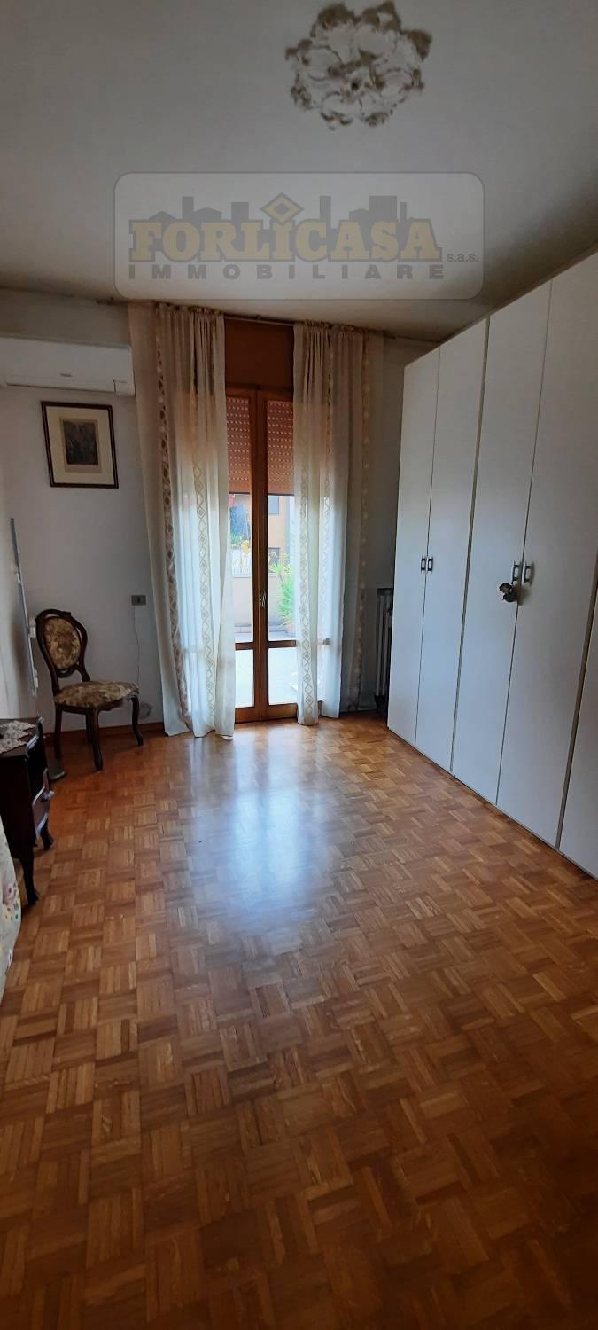 Foto 15 di 23 - Appartamento in vendita a Forlì
