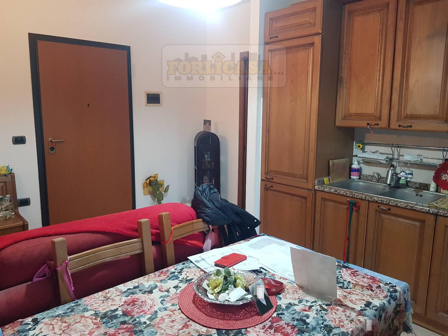 Foto 4 di 17 - Appartamento in vendita a Forlì