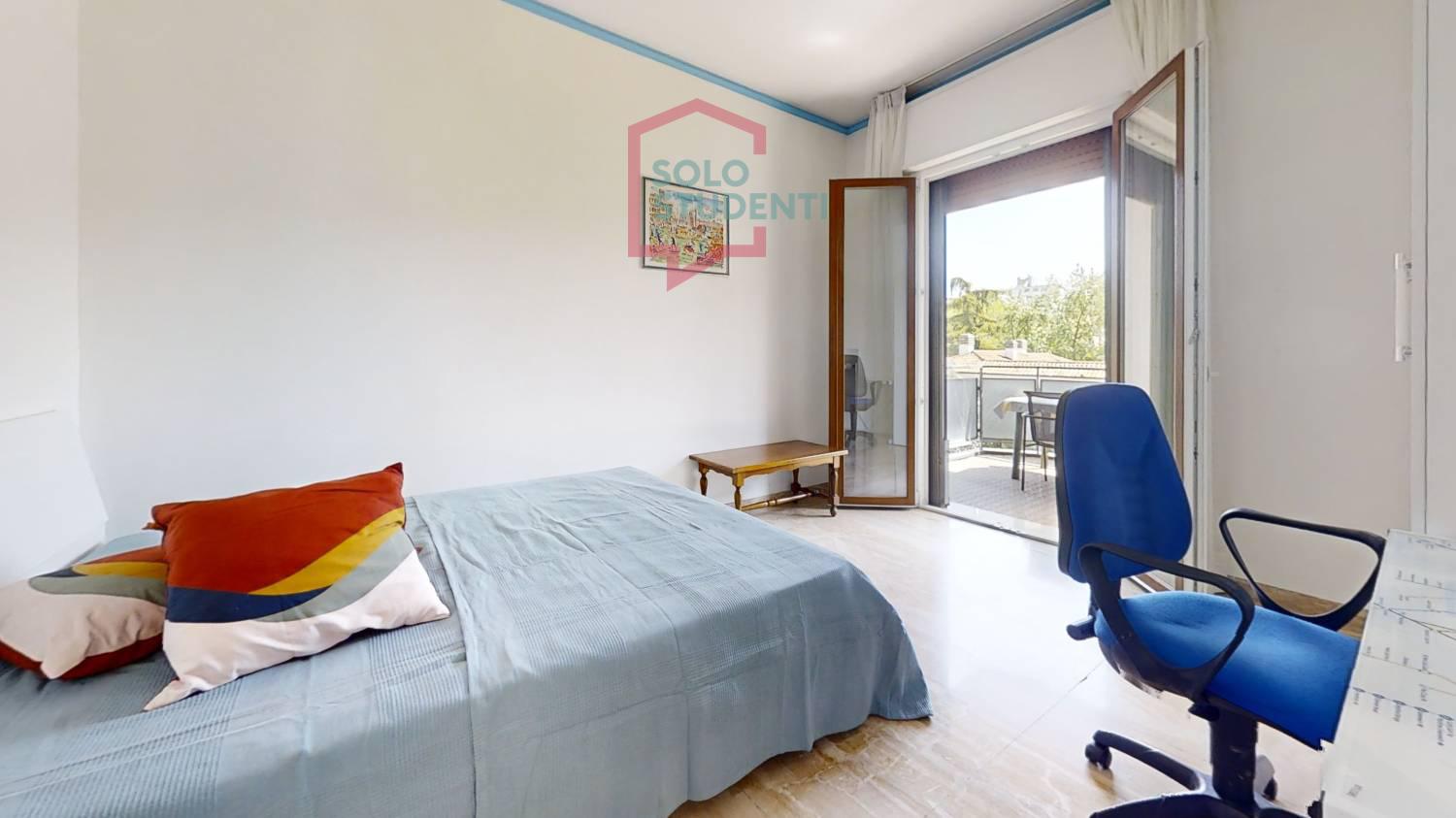 https://img.idia-cdn.it/images/wm/1759/45868/__IAAS1zU__Bedroom33.jpg