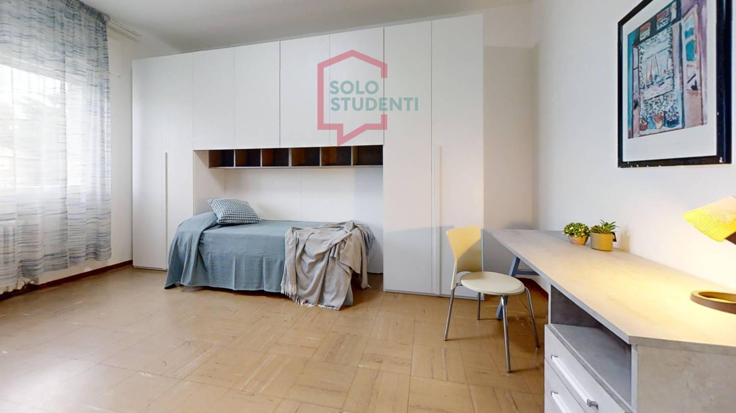 
 https://img.idia-cdn.it/images/wm/1759/48704/__IAAS1zU__Via-Trento-21-Interno-4-Bedroom_2.jpg 
