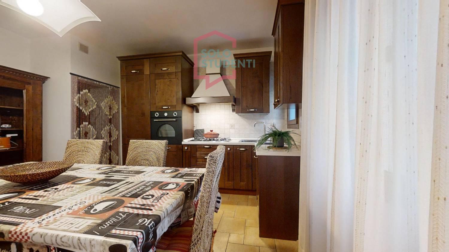 https://img.idia-cdn.it/images/wm/1759/49472/__IAAS1zU__Via-Torino-7-12022024_141036.jpg