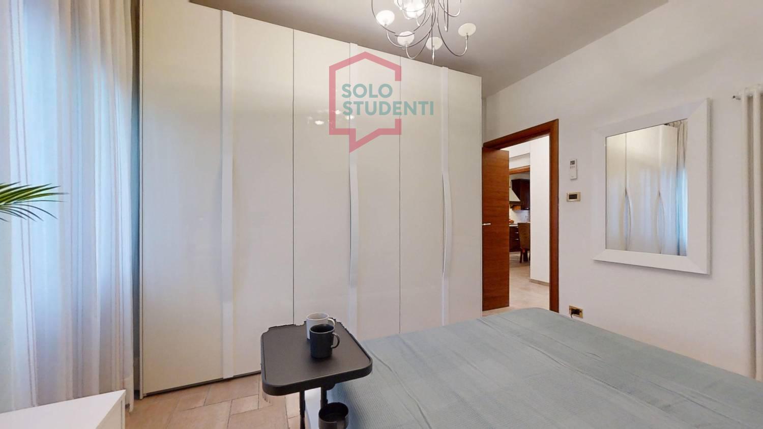 https://img.idia-cdn.it/images/wm/1759/49473/__IAAS1zU__Via-Torino-7-12022024_141302.jpg