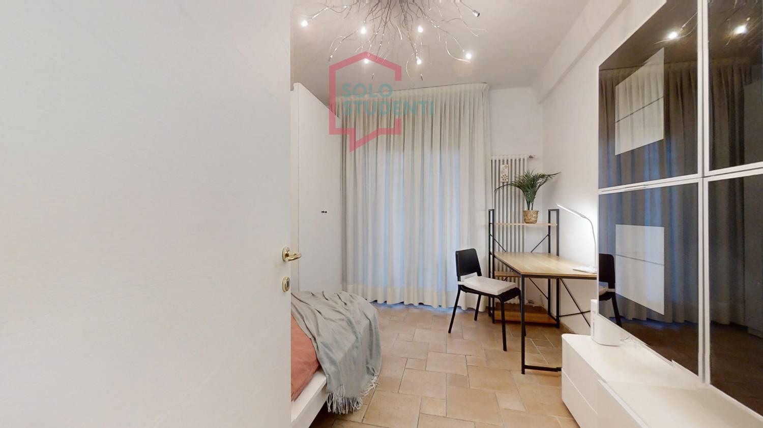https://img.idia-cdn.it/images/wm/1759/49474/__IAAS1zU__Via-Torino-7-12022024_141121.jpg