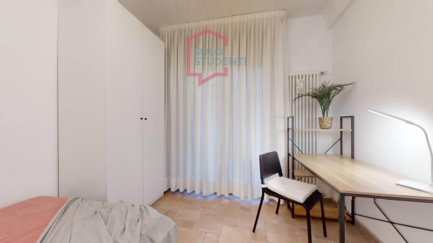 https://img.idia-cdn.it/images/wm/1759/49474/__IAAS1zU__Via-Torino-7-12022024_141127.jpg