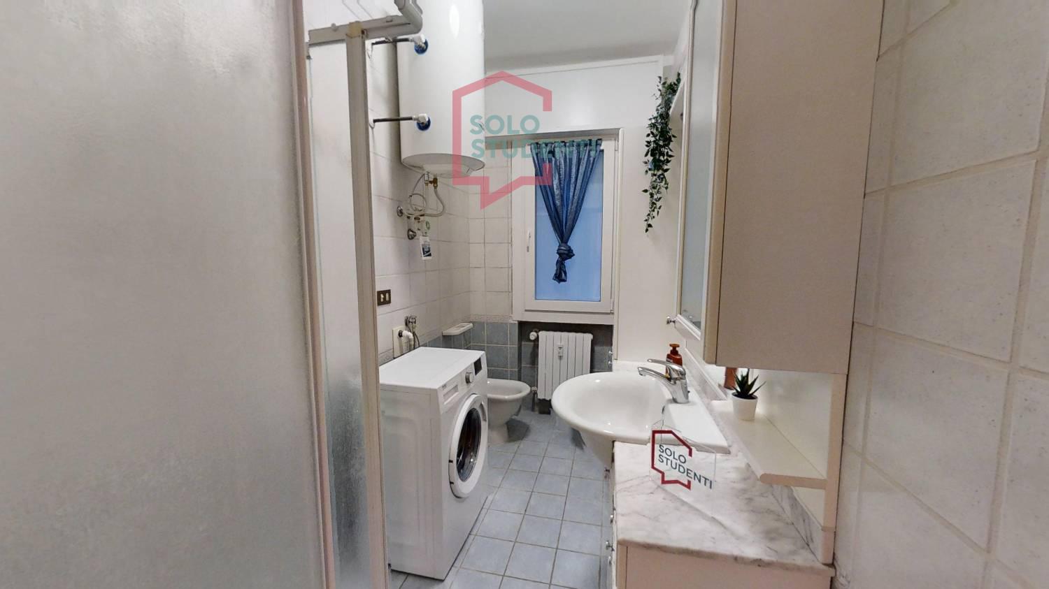 https://img.idia-cdn.it/images/wm/1759/50327/__IAAS1zU__Via-Fulvio-Testi-20-Padova-Bagno_1.jpg