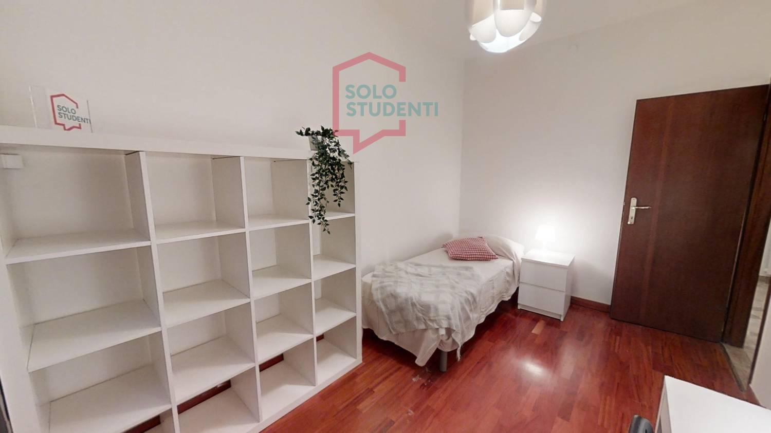 https://img.idia-cdn.it/images/wm/1759/50328/__IAAS1zU__Via-Fulvio-Testi-20-Padova-STANZA-B_1.jpg