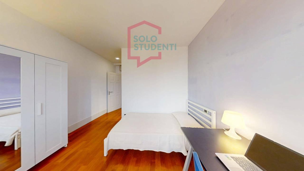https://img.idia-cdn.it/images/wm/1759/50625/__IAAS1zU__Via-E-Degli-Scrovegni-3-02122025_170406.jpg