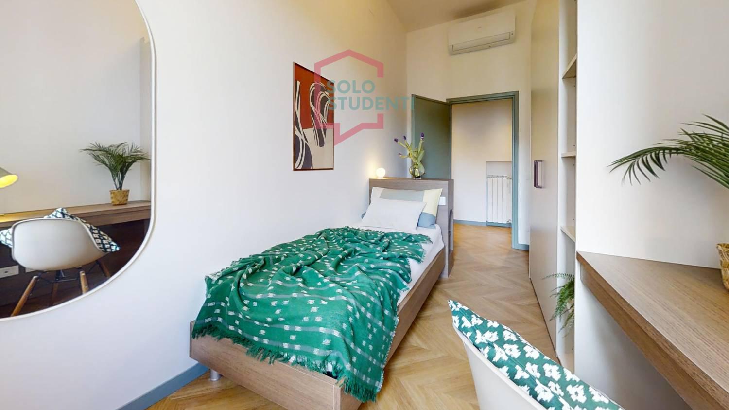 https://img.idia-cdn.it/images/wm/1759/50774/__IAAS1zU__San-Stae-Bedroom_14.jpg