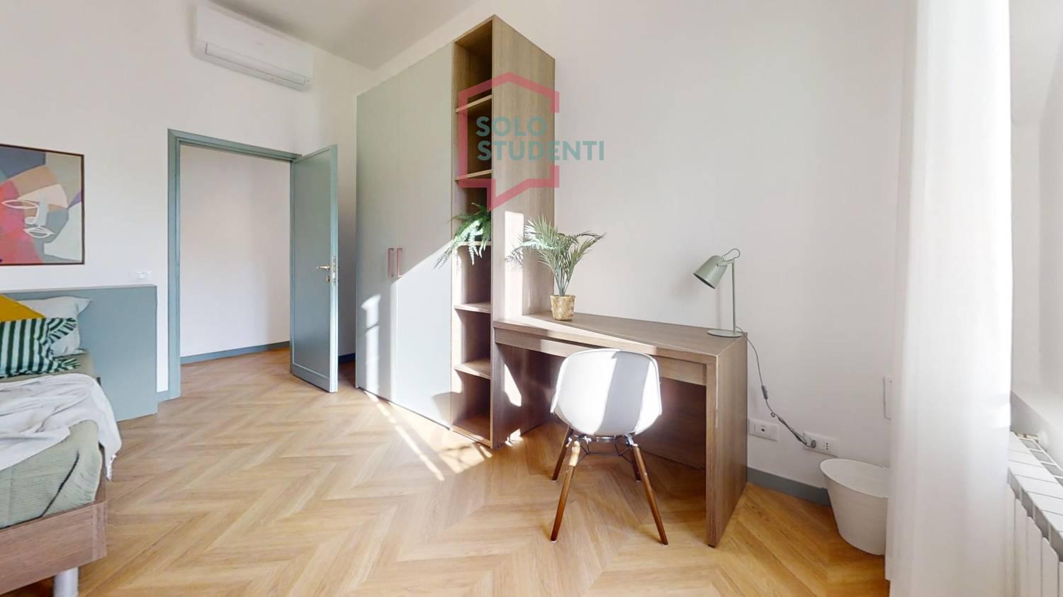 https://img.idia-cdn.it/images/wm/1759/50988/__IAAS1zU__San-Stae-Bedroom_13.jpg
