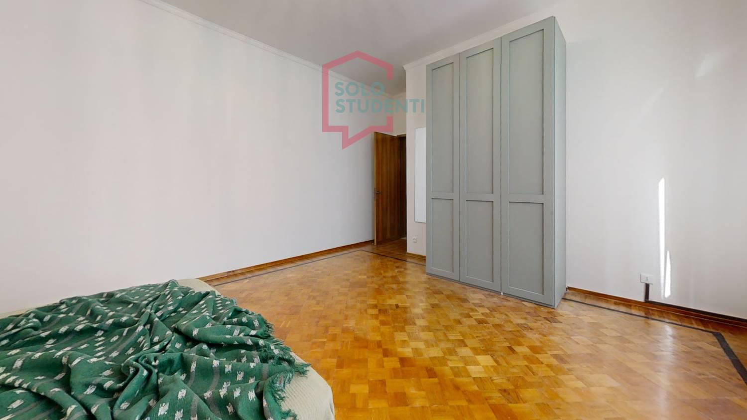 https://img.idia-cdn.it/images/wm/1759/51045/__IAAS1zU__Bedroom65.jpg