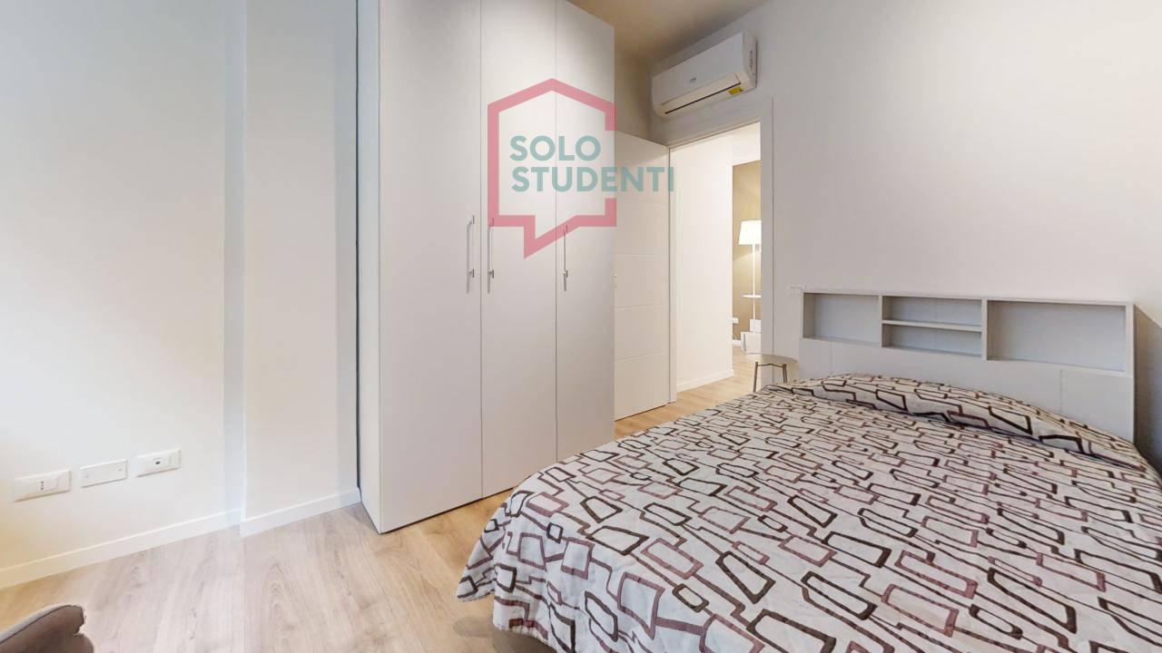 https://img.idia-cdn.it/images/wm/1759/51444/__IAAS1zU__Via-Mestrina-6-Scala-C-Bedroom_5.jpg