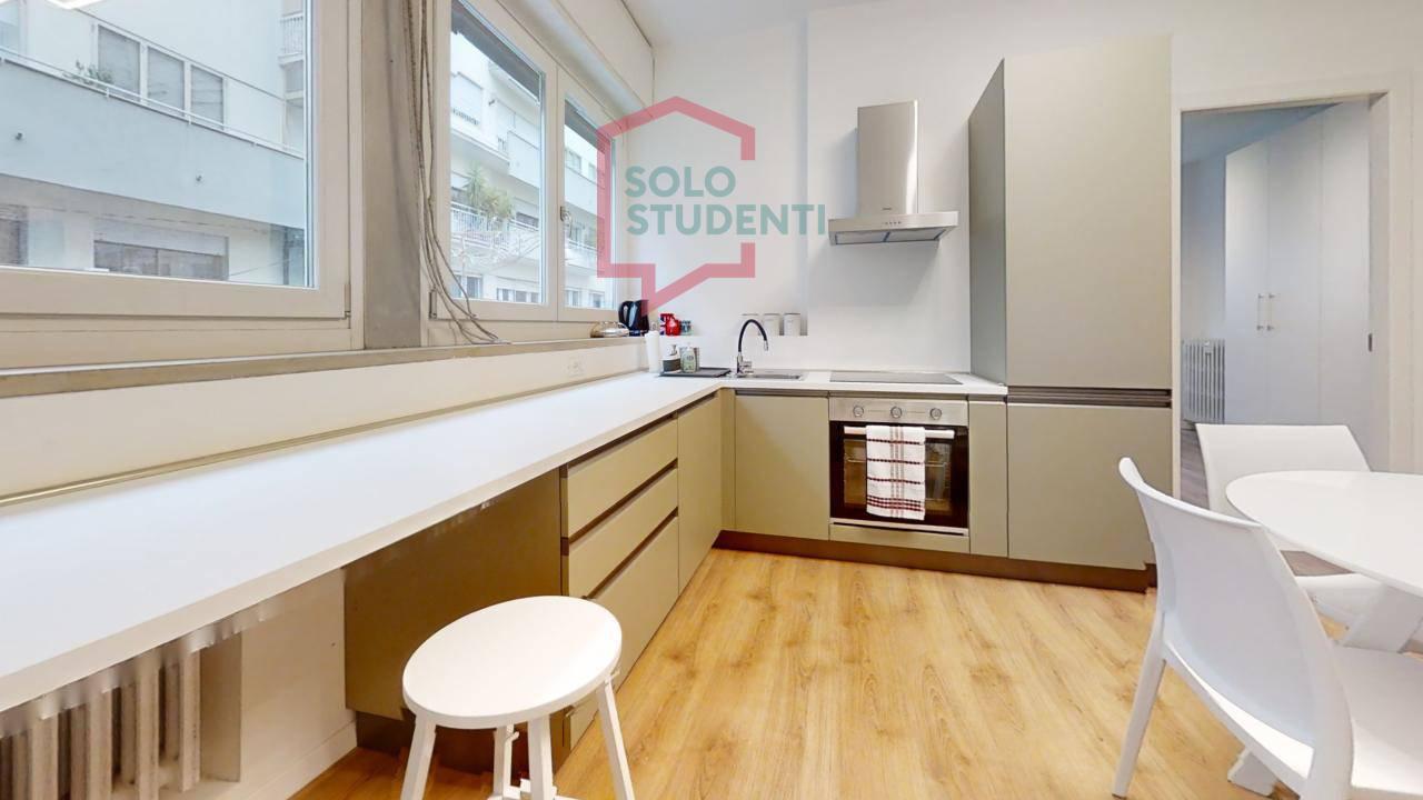 https://img.idia-cdn.it/images/wm/1759/51444/__IAAS1zU__Via-Mestrina-6-Scala-C-Kitchen.jpg