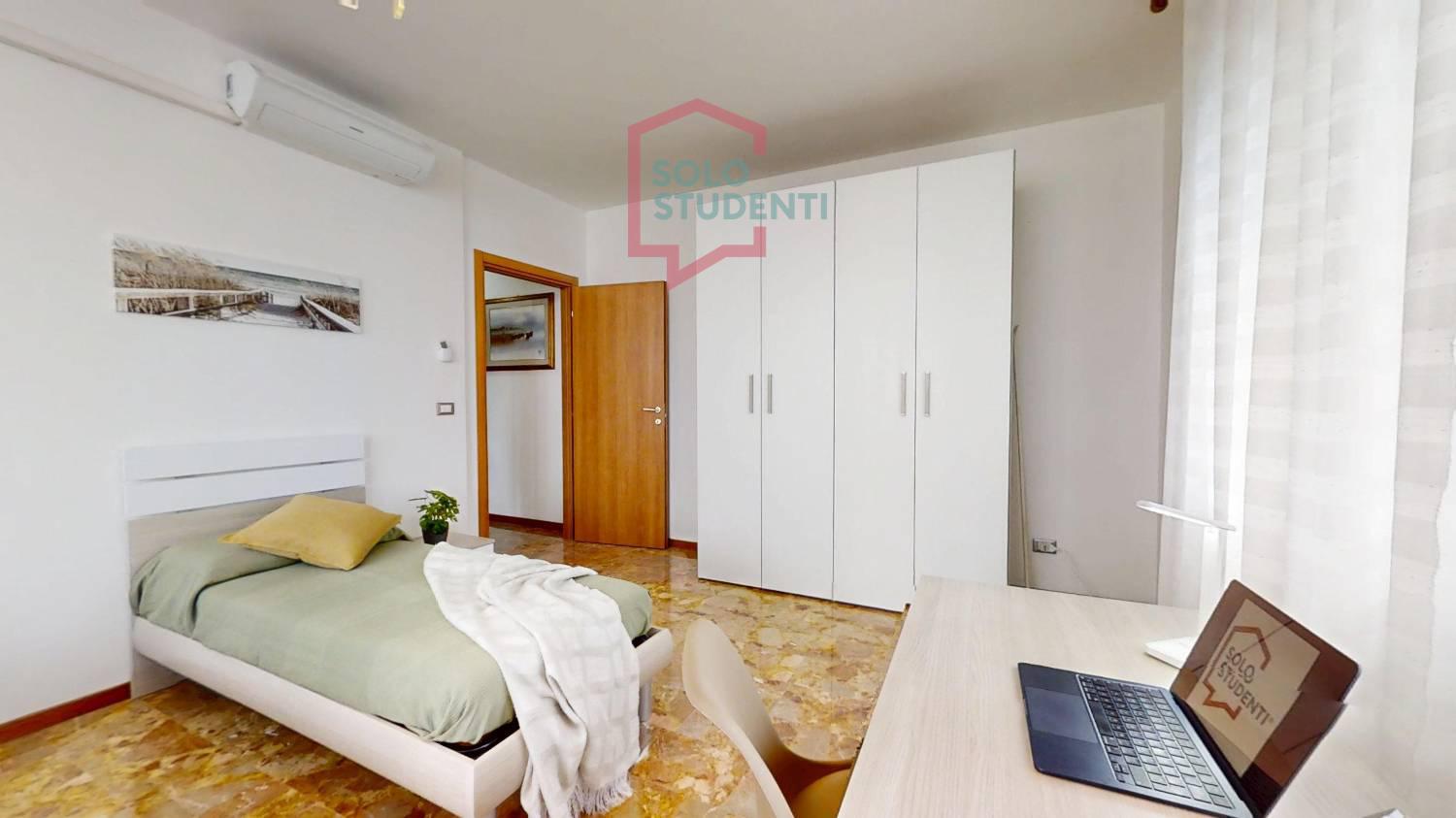 https://img.idia-cdn.it/images/wm/1759/52391/__IAAS1zU__Via-Vittorio-Alfieri-17-PD-26-05192025_182634.jpg
