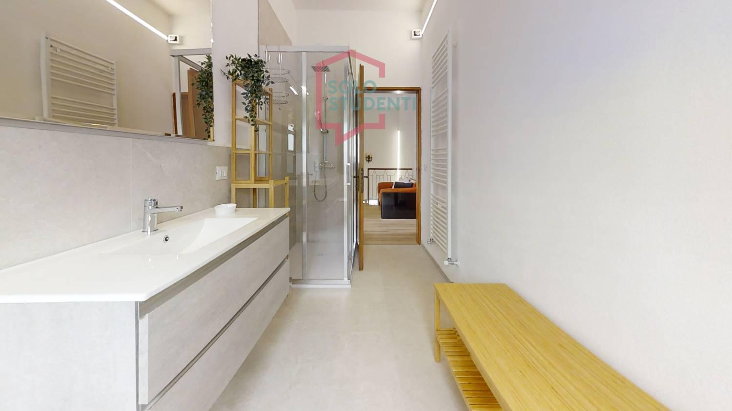 https://img.idia-cdn.it/images/wm/1759/52921/__IAAS1zU__Bathroom17.jpg