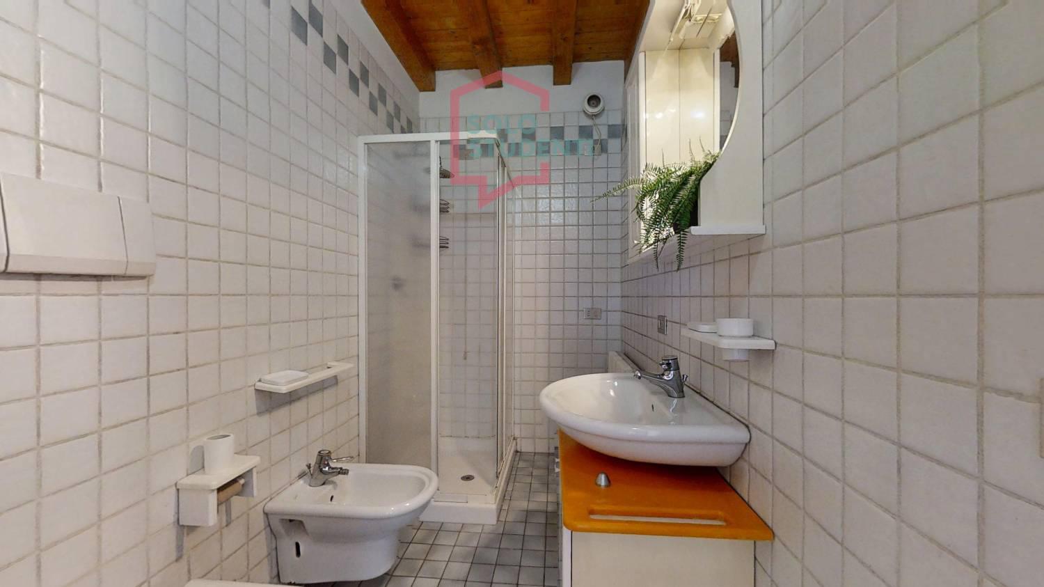 https://img.idia-cdn.it/images/wm/1759/53535/__IAAS1zU__TV-01-Via-Montello-14-Treviso-07082025_120502.jpg