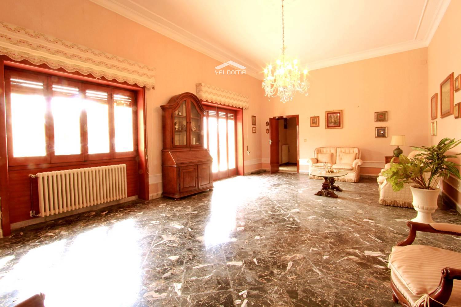 Foto 2 di 22 - Villa a schiera in vendita a Squinzano