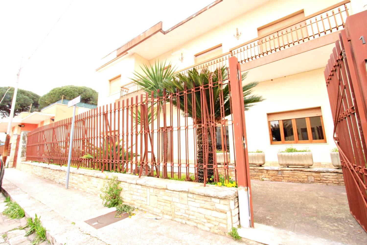 Foto 20 di 22 - Villa a schiera in vendita a Squinzano