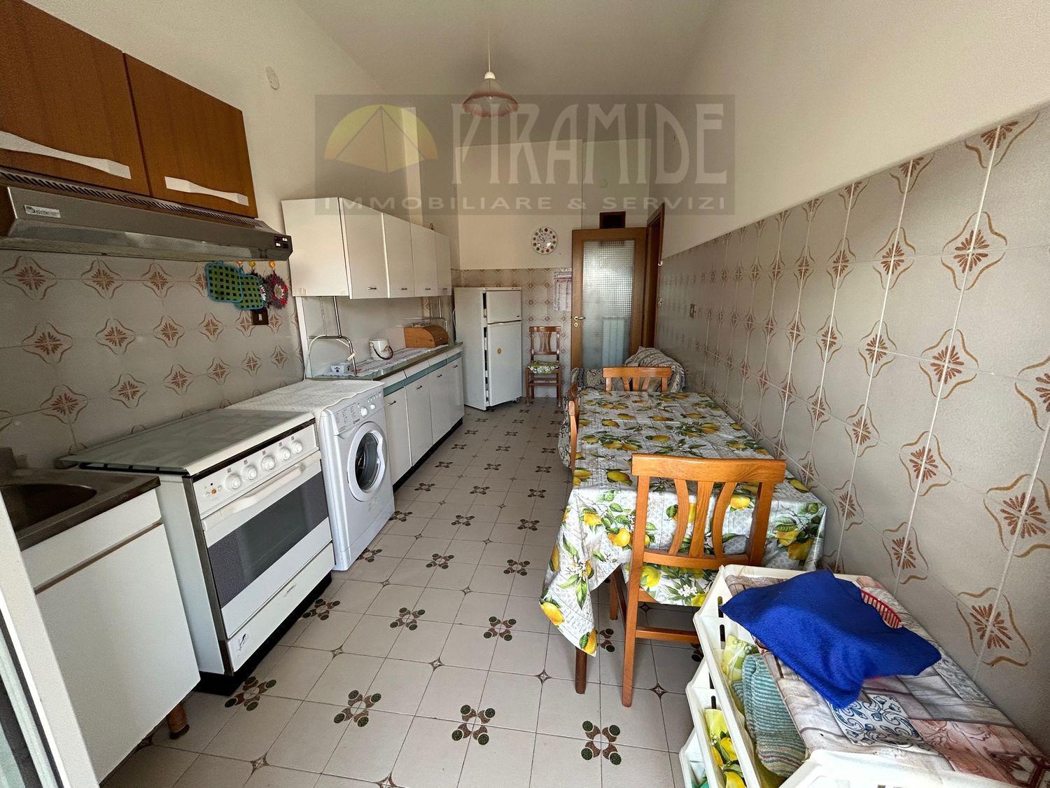 Foto 1 di 25 - Appartamento in vendita a Tortoreto