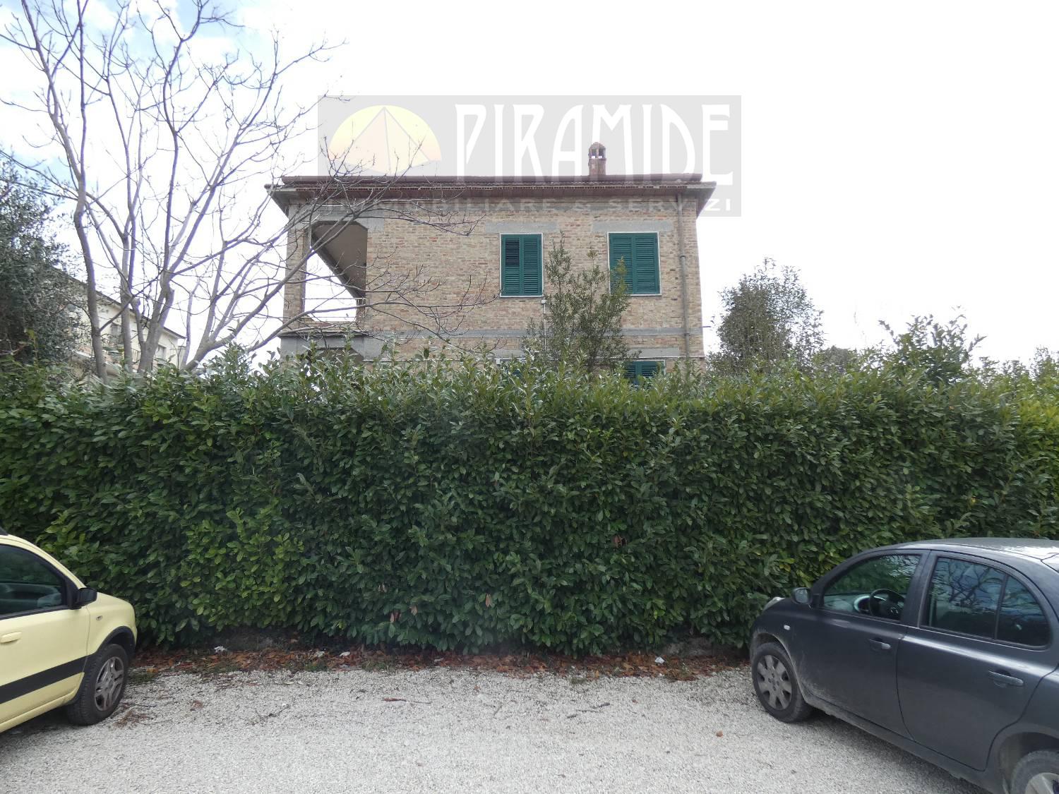 Foto 24 di 25 - Casa indipendente in vendita a Sant'Omero