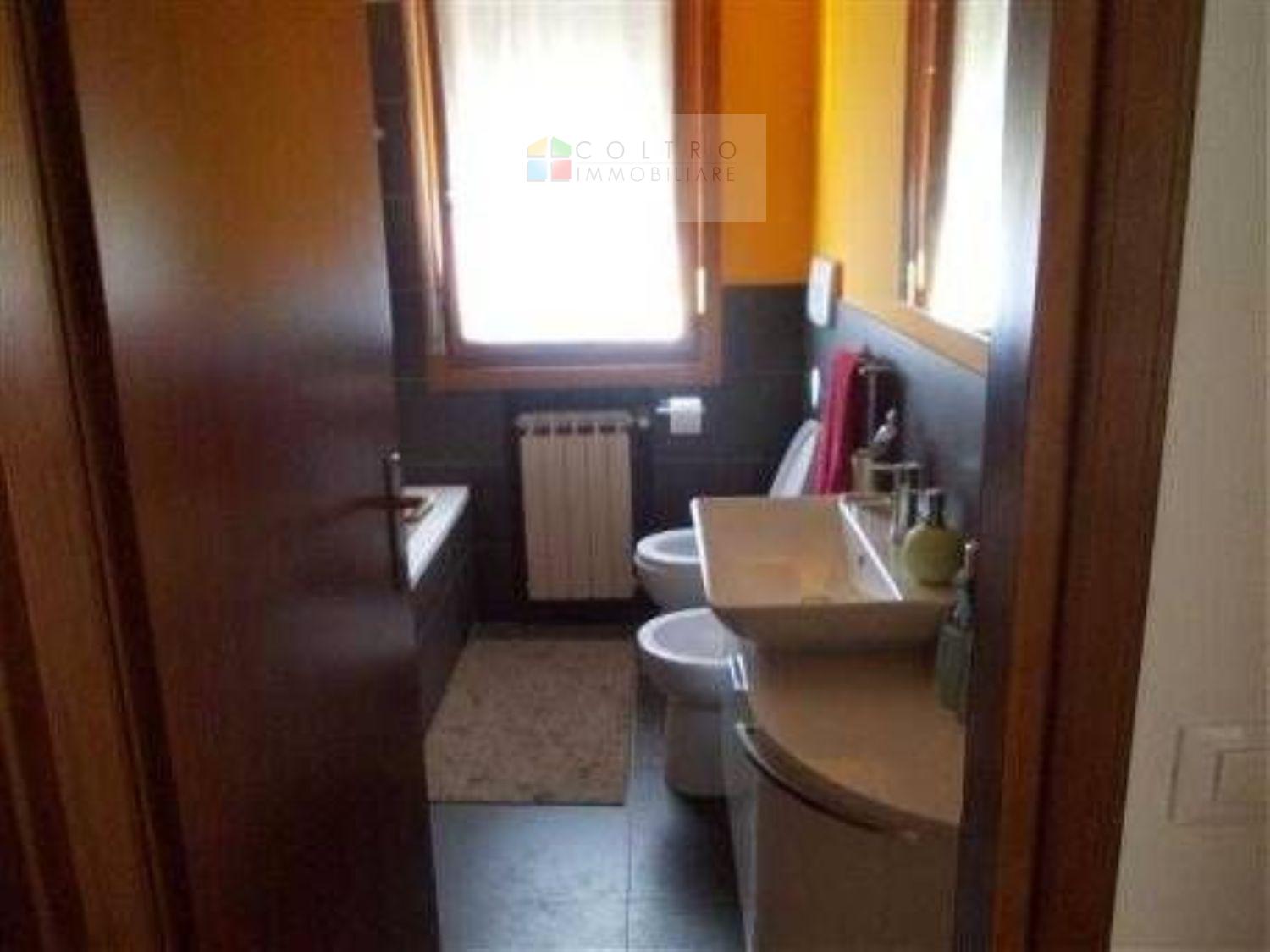 Foto 4 di 5 - Appartamento in vendita a Selvazzano Dentro