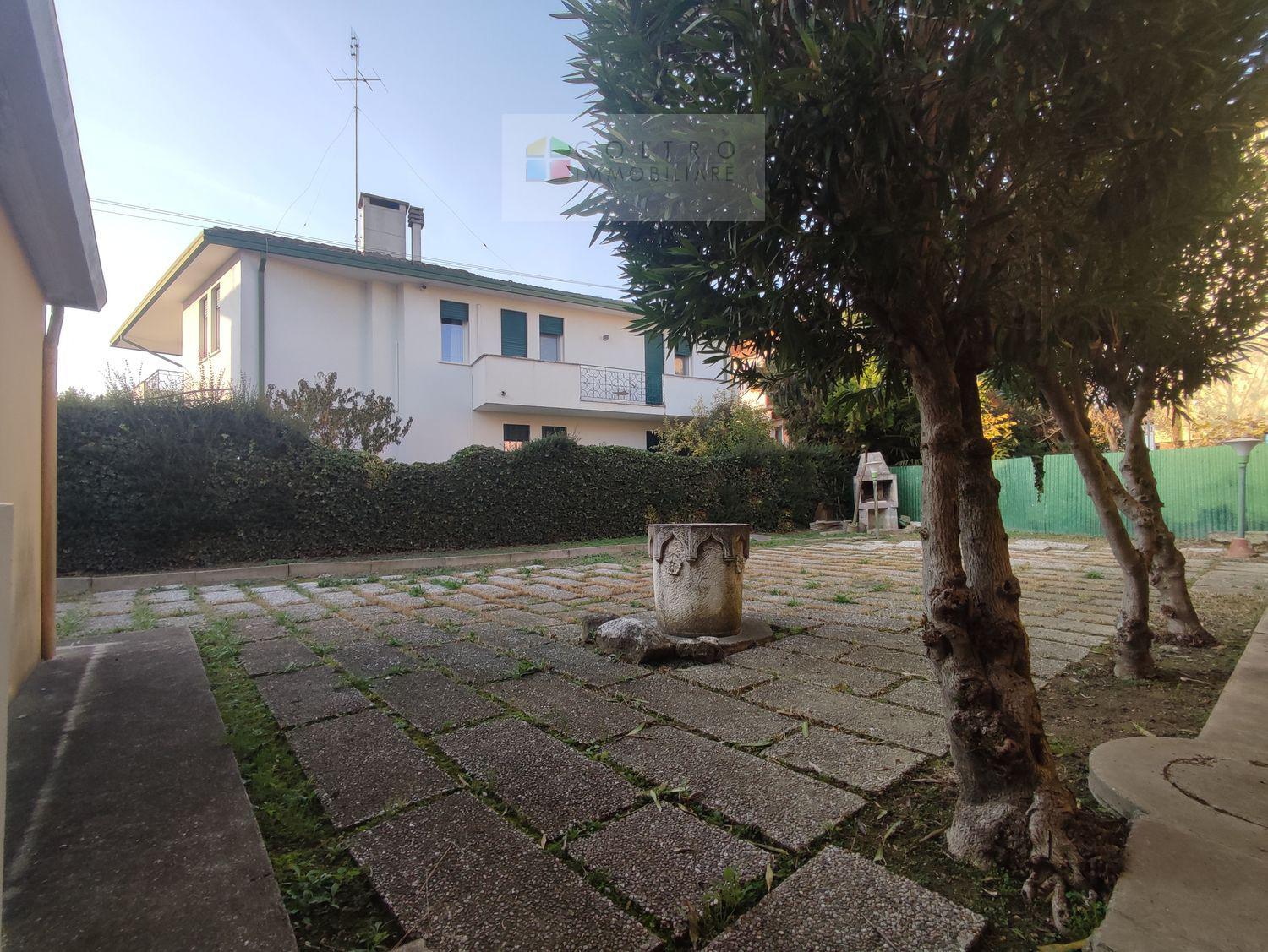 Foto 17 di 24 - Villa in vendita a Padova