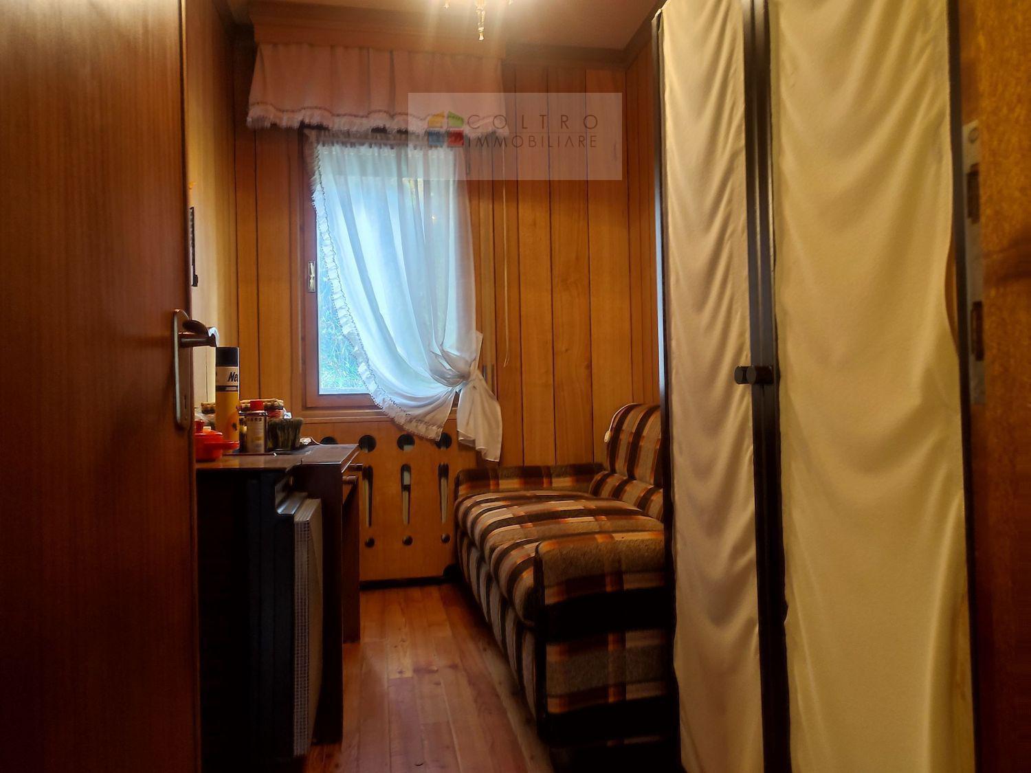 Foto 15 di 28 - Appartamento in vendita a Fiera di Primiero