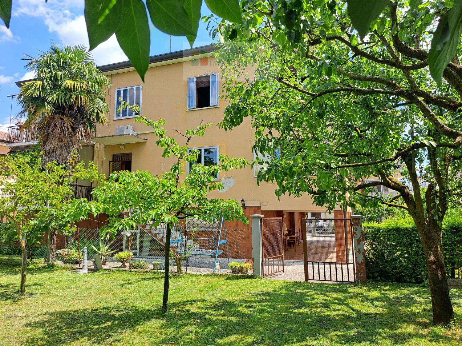 Foto 1 di 22 - Villa a schiera in vendita a Padova