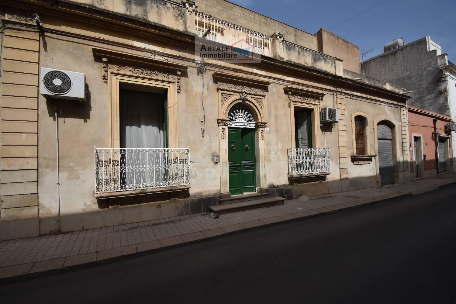 Casa indipendente in vendita a Avola (SR)