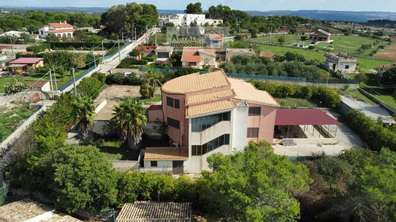 Villa in vendita a Noto (SR)