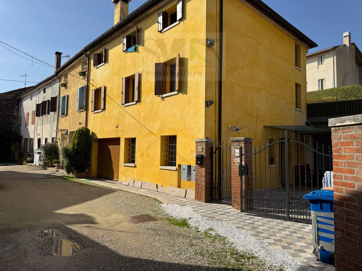 Casa indipendente in vendita a Borso Del Grappa (TV)