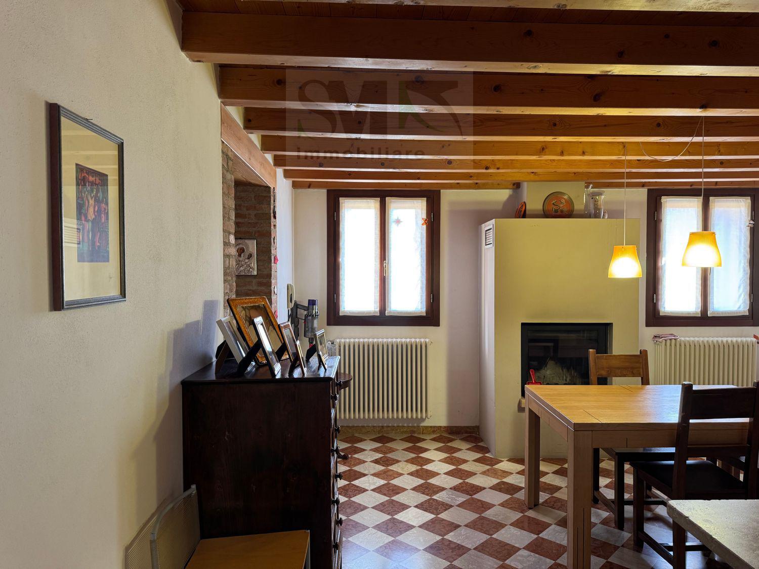 Casa indipendente in vendita a Borso Del Grappa (TV)