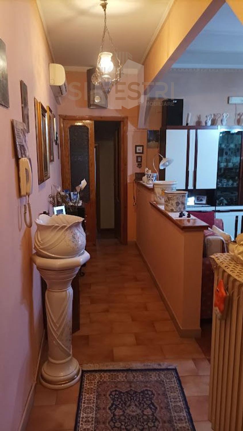 Casa indipendente in vendita a Loreto Aprutino (PE)