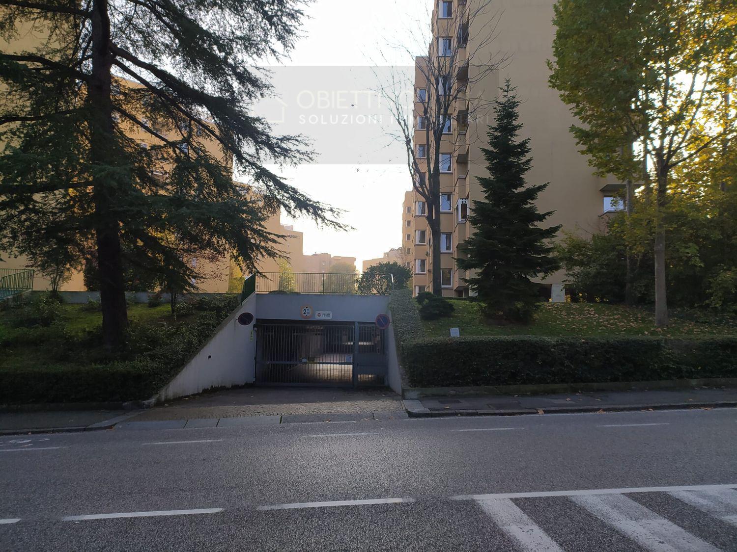 Garage/Box/Posto auto in affitto a Bologna (BO)